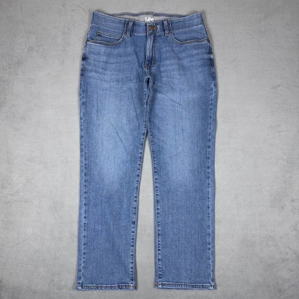 Lee Jeans Mens 33x30 Straight Leg Regular Fit Medium Wash Blue‎ Denim Stretch